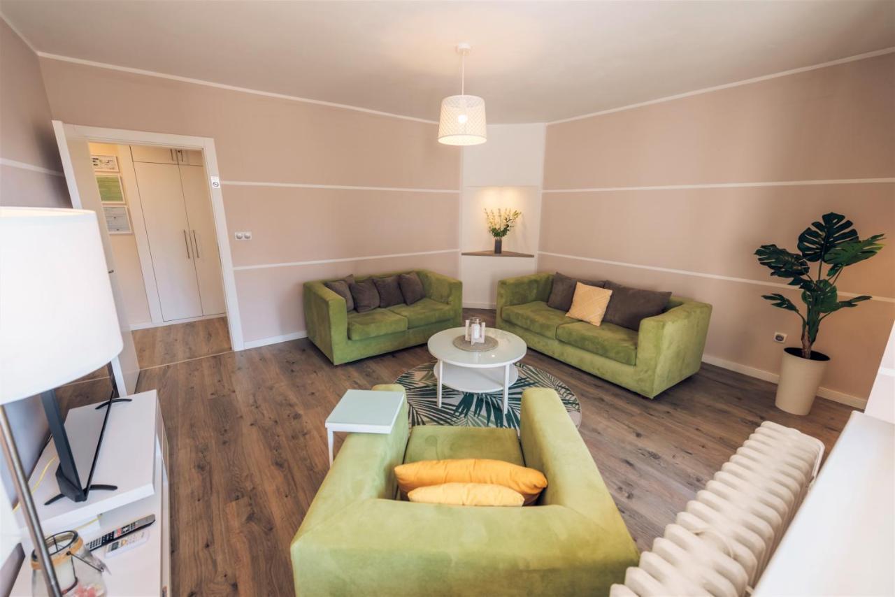 Balzak 64M2, Free Parking & Wi-Fi Apartment Novi Sad Exterior photo